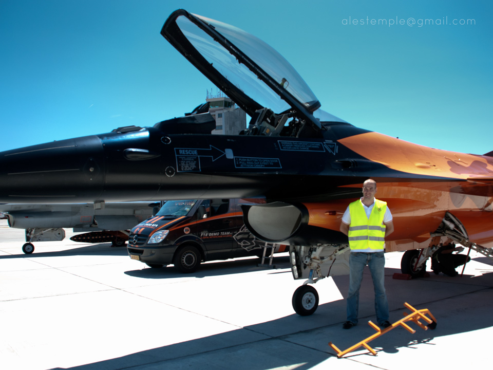 F-16 "DEMO TEAM"
